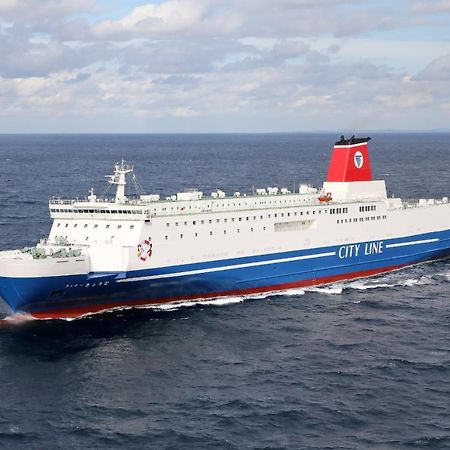 Hotel Meimon Taiyo Ferry 2Nd Sailing From Kitakyushu To Osaka Exteriér fotografie